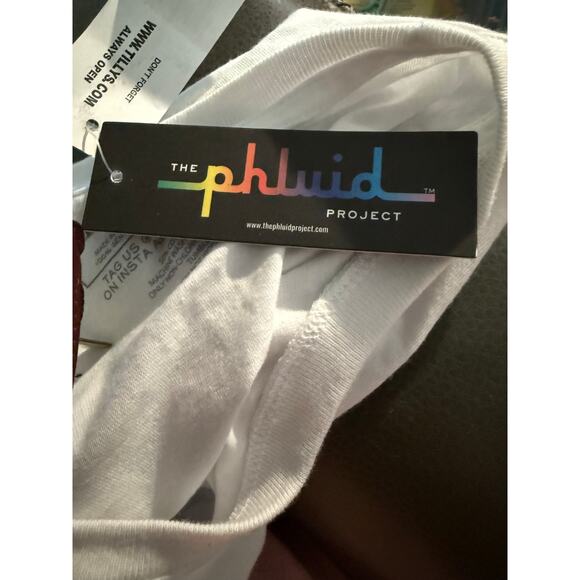 Thank You For Being Kind” Smiley Graphic Tee – White & Blue Size M - Picture 4 of 5